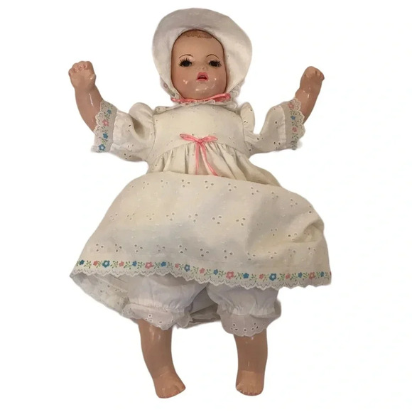 Antique Doll - Picture 9 of 13